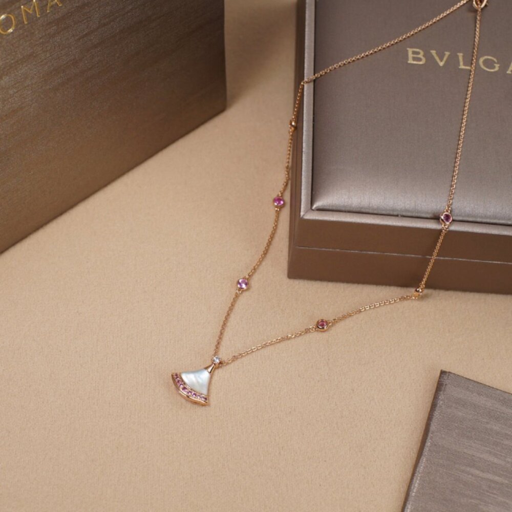 Bulgari dress necklace